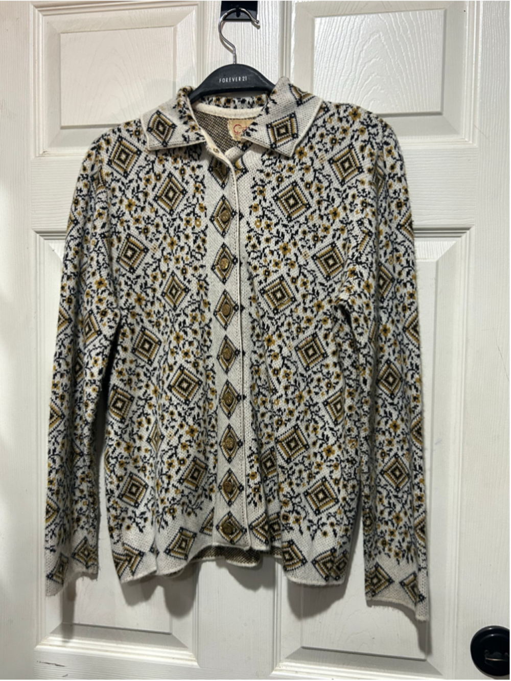 Women's Catalog Cardigan Sweater Medium White Gold Geometric Floral